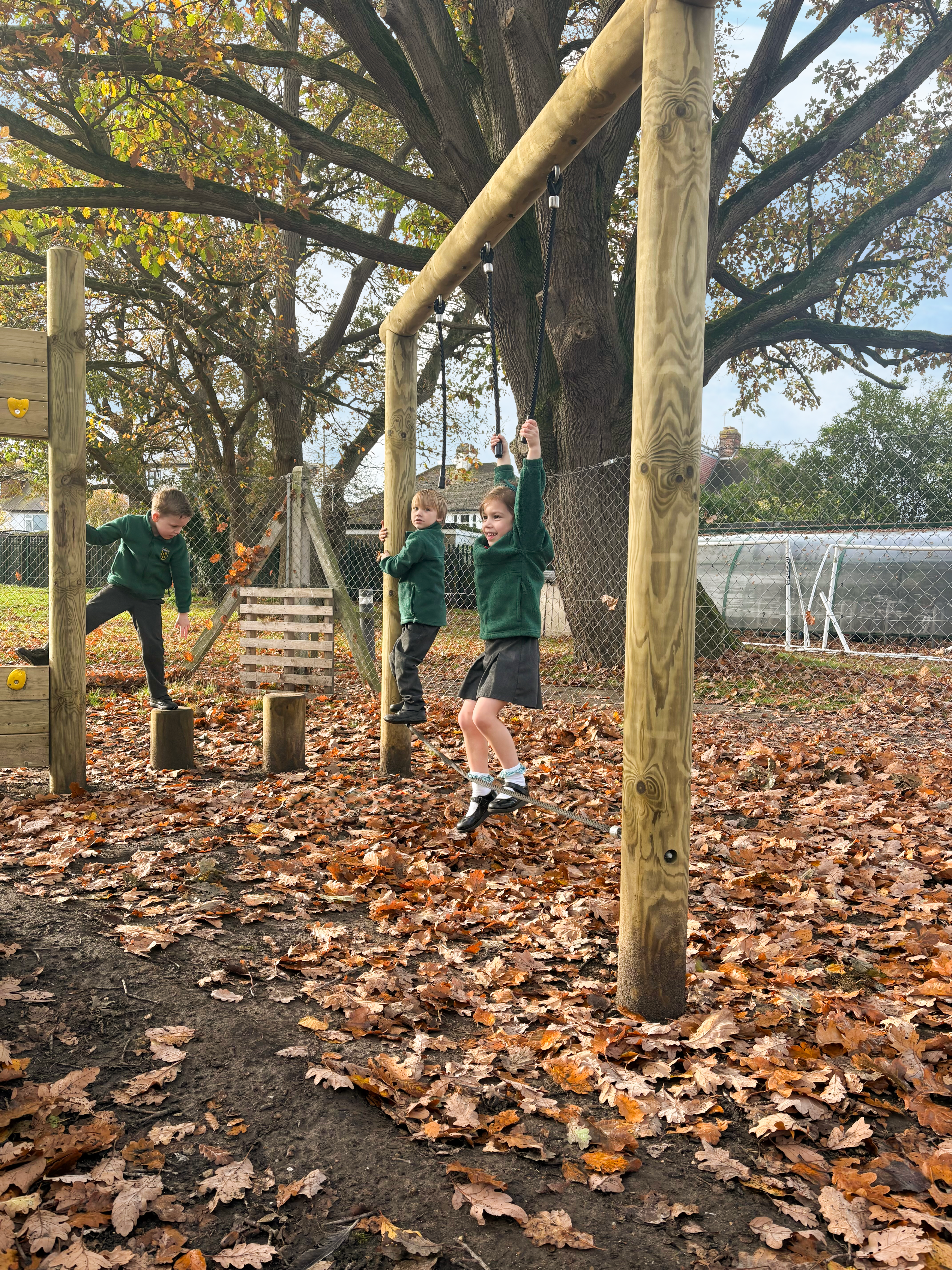 Fairways Primary trim trail